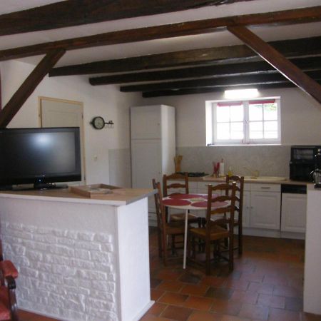 Gasthaus Le Petit Bretigny Beaumont  Exterior foto