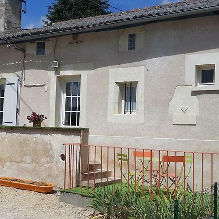 Gasthaus Le Petit Bretigny Beaumont  Exterior foto